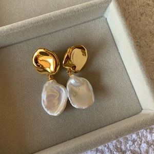 Lizzie Fortunato Coin Reflection earrings